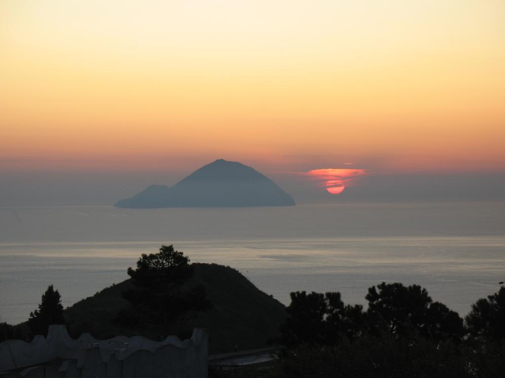B&B Al Salvatore Di Lipari Exterior photo